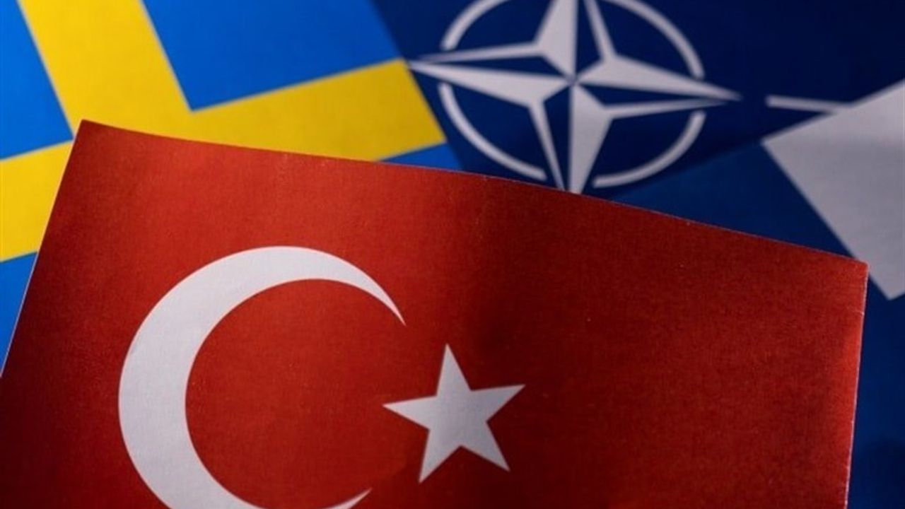 İsveç NATO biletini zorluyor - Lider Haber