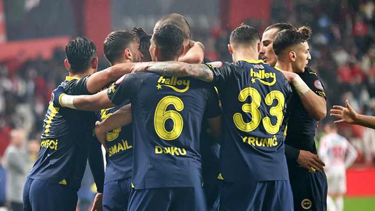Fenerbahçe deplasmanda yenilmezlik serisini 12 maça çıkardı  