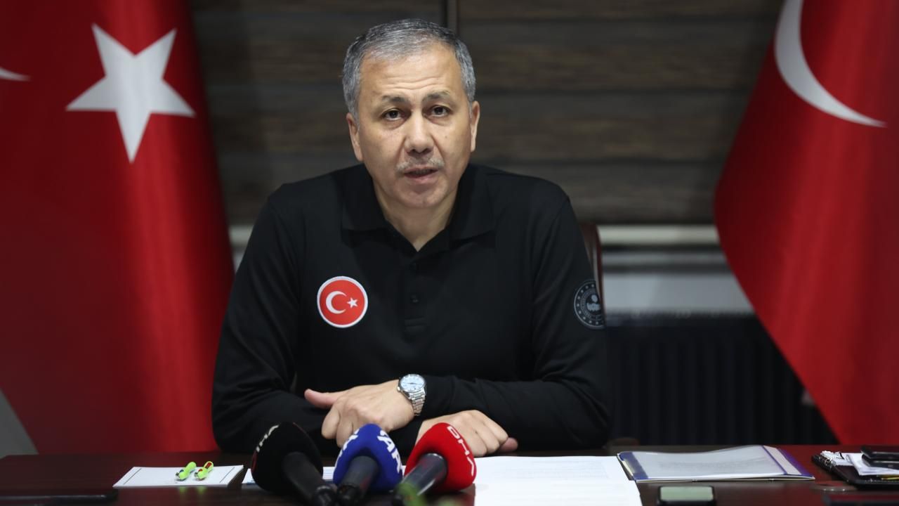 Bakan Yerlikaya: Adliyedeki saldırıyla ilgili 40 şüpheli gözaltına alındı