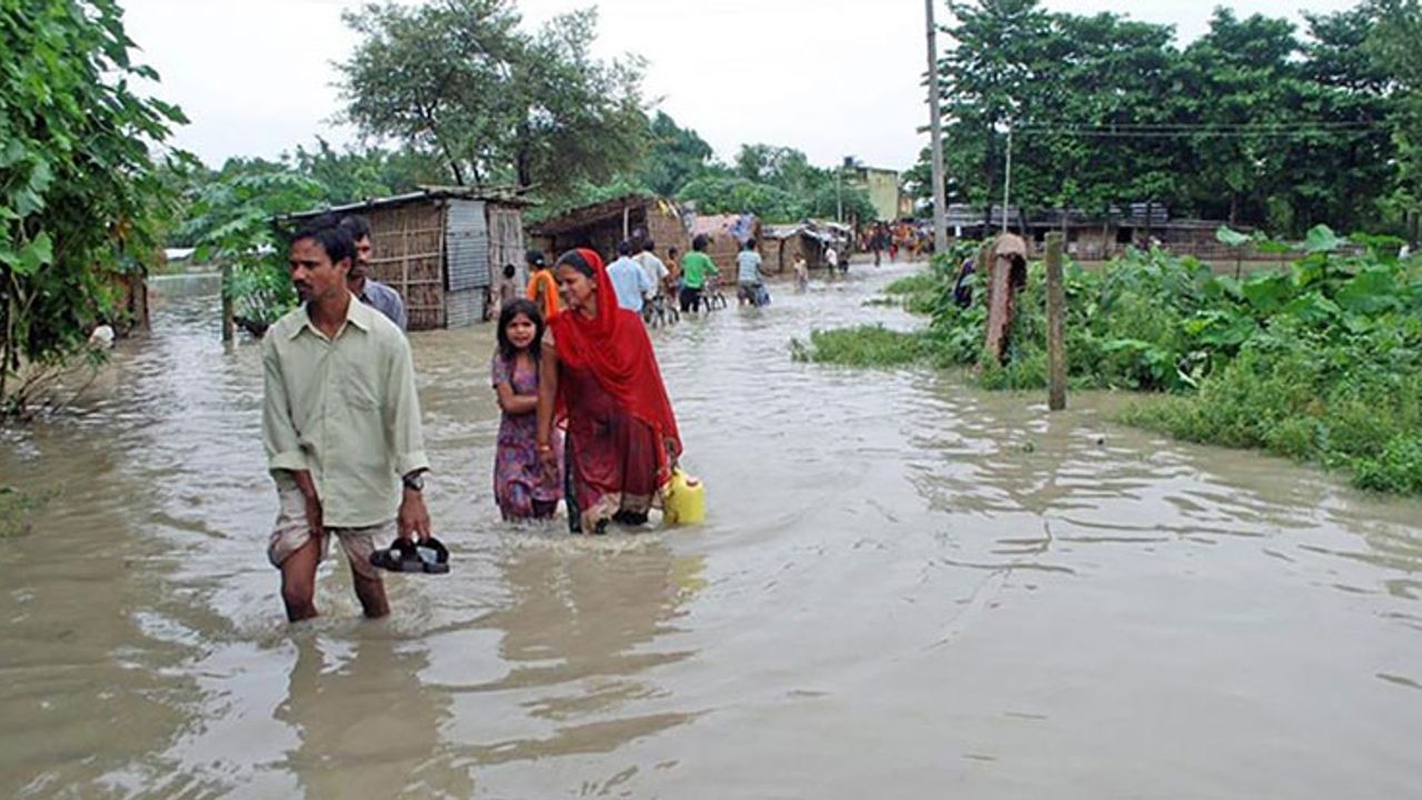 Nepal'de sel felaketi: 32 kişi hayatını kaybetti - Lider Haber