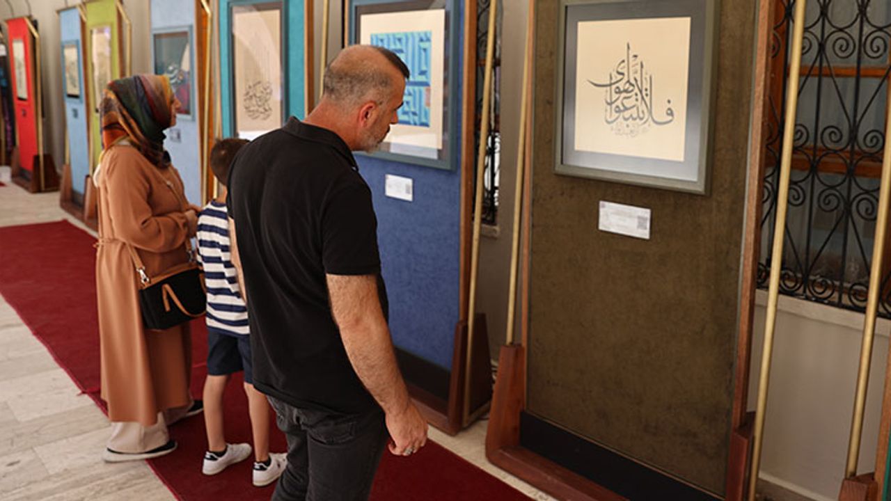 "Adil-i Mutlak" hat sergisi Şanlıurfa'da açıldı