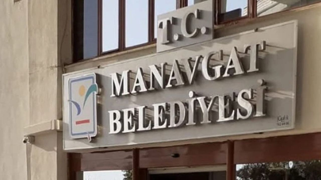 CHP'li Manavgat Belediyesi'ne rüşvet operasyonu! Belediye Başkanı ve yöneticiler gözaltında