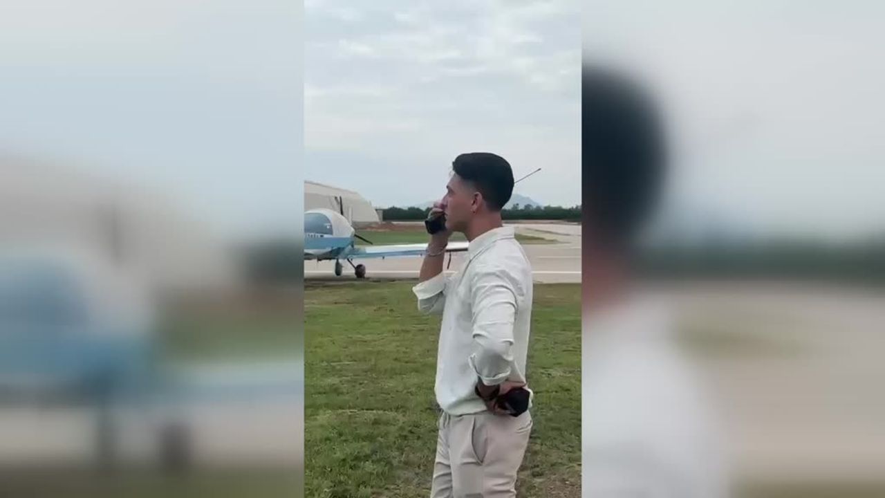 Adana’da evlilik teklifi için havalanan uçak işte böyle düştü