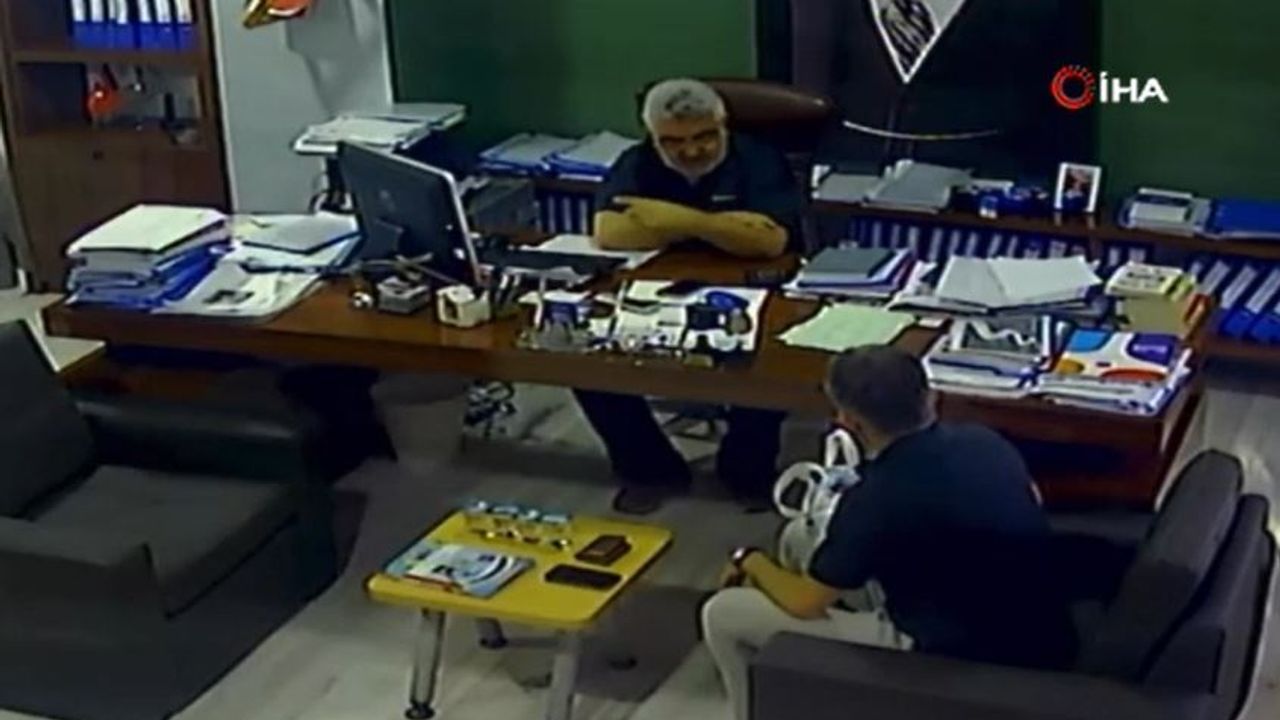 İBB soruşturmasında kritik görüntü: İş insanının ofisinde para alışverişi