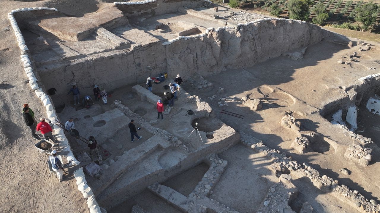 Kilis'teki Oylum Höyük kazılarında yeni Hitit belgeleri ortaya çıkarıldı