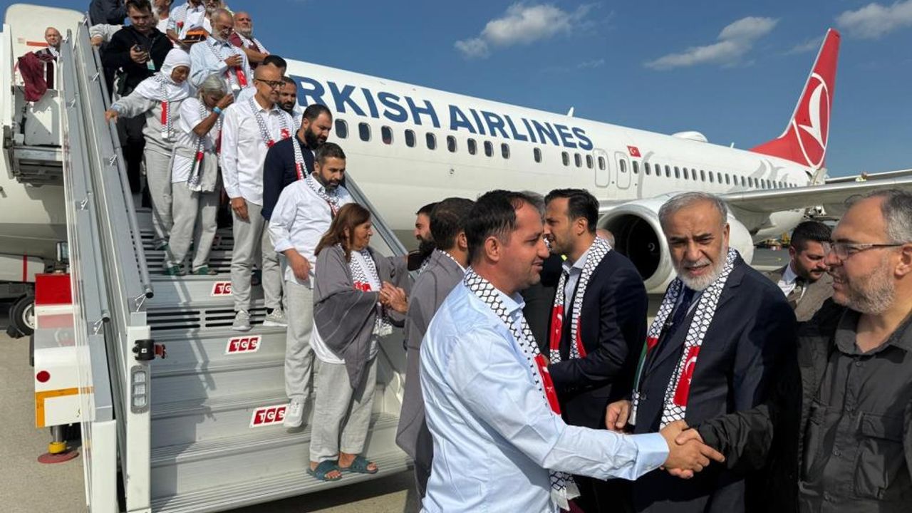 Özgürlük Filosu'ndaki 94 aktivist Türkiye'ye getirildi - Lider Haber
