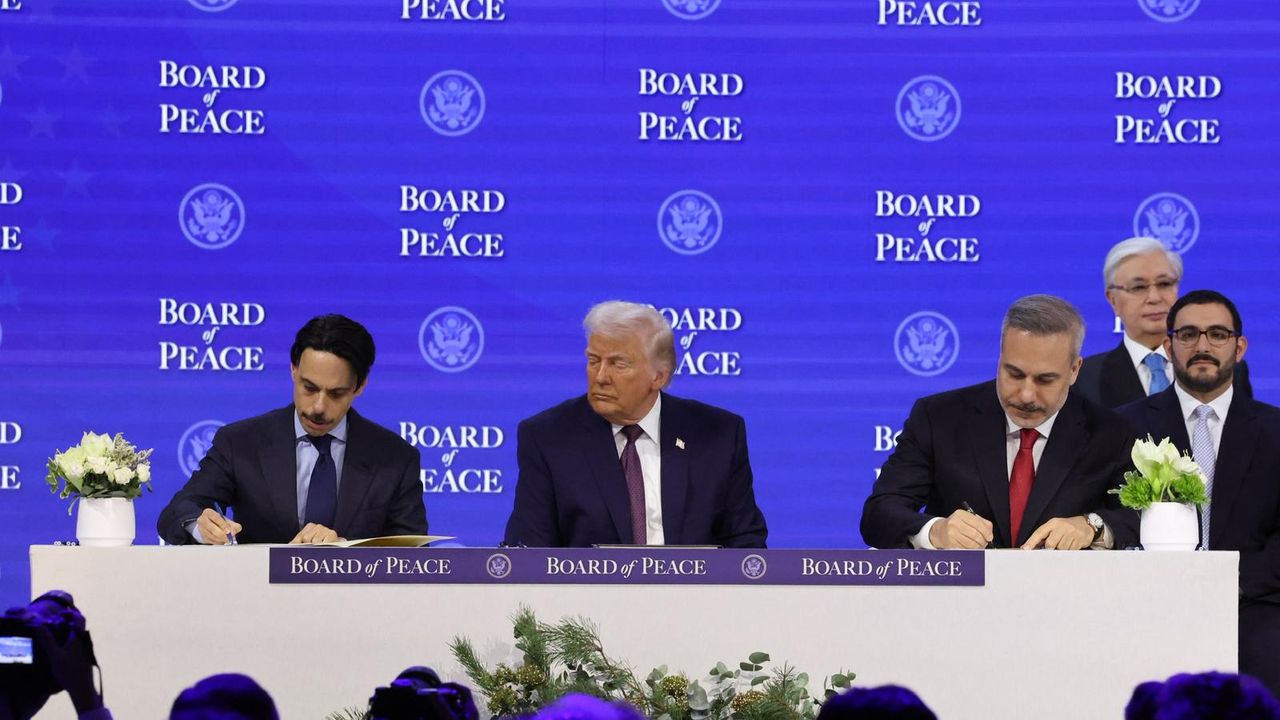 Bakan Fidan, Barış Kurulu Kuruluş Sözleşmesine imza attı - Lider Haber