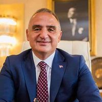 Kültür ve Turizm Bakanı Mehmet Nuri Ersoy kimdir ?