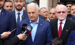 Binali Yıldırım Tuzla'da oy kullandı  