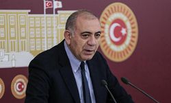 Gürsel Tekin'in kayyumluk görevi son buldu