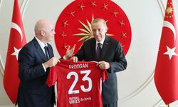 Cumhurbaşkanı Erdoğan, FIFA Başkanı Infantino ile görüştü  