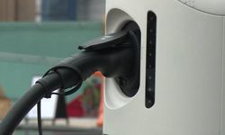 Şarj istasyonlarını ‘akıllı bariyer’ koruyacak: Elektriksiz araçlar şarj istasyonlarına giremeyecek