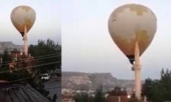 Kapadokya'da balon minareye çarptı