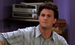 Friends dizisinin Chandler Bing’i Matthew Perry hayatını kaybetti