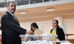 BBP’de Destici yeniden genel başkanlığa seçildi