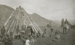 Türk boylarının 111 yıllık fotoğrafları gün yüzüne çıktı