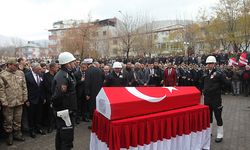 Şehit polis memuru Lütfü Baykar Bitlis'te son yolculuğuna uğurlandı