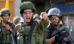 Terör devleti İsrail'den 'insani ara'da vahşet