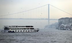 İstanbul Boğazı'nda gemi trafiği çift yönlü askıda