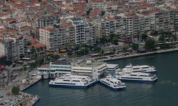 İzmir'de vapur seferlerine ‘olumsuz hava’ engeli