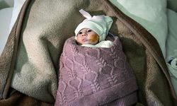  Filistinli 3 günlük bebek müdahaleyle hayata tutundu