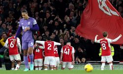 Arsenal evinde Liverpool'u 3-1 ile geçti 