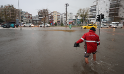 Selin vurduğu Antalya’da 989 vatandaş tahliye edildi