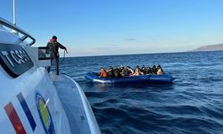 Ayvalık açıklarında 39 düzensiz göçmen kurtarıldı