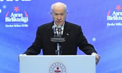 Bahçeli: Türkiye, deprem felaketinde tek yürek halinde kenetlendi