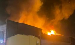 Gaziosmanpaşa'da bir iş yerinde yangın
