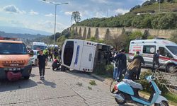 Aydın’da yolcu minibüsü devrildi: Çok sayıda kişi yaralandı