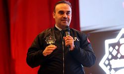 Bakan Kacır: Türkiye'nin astronotuyla gurur duymuyorlar