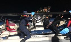 Çanakkale açıklarında 29 düzensiz göçmen kurtarıldı