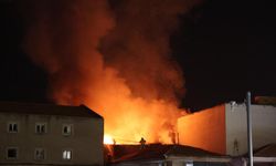 İzmir’de Kemeraltı Çarşısı’nda yangın