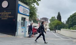 İstanbul'da bazı öğretmenler öldürülen meslektaşları için iş bıraktı