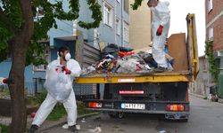 Kocaeli'de bir evden 17 kamyon çöp çıktı