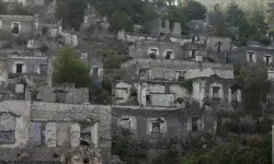 Fethiye'deki 'Hayalet köy' turistlerin gözdesi oldu