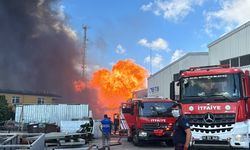 Gebze'de bir fabrikada çıkan yangın kontrol altında