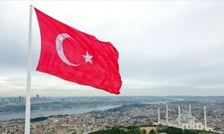 Türkiye ekonomisi yılın ikinci çeyreğinde yüzde 2,5 büyüdü