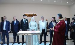 Mansur Yavaş ile Melih Gökçek nikah masasında