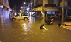 Samsun'da sağanak su baskınına yol açtı