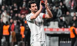 Beşiktaşlı futbolcu Necip Uysal antrenmanda sakatlandı