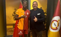 Victor Osimhen, Galatasaray formasını giydi