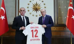 Cumhurbaşkanı Erdoğan, TFF Başkanı Hacıosmanoğlu'nu kabul etti