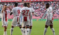 Samsunspor'dan Göztepe'ye karşı muhteşem geri dönüş