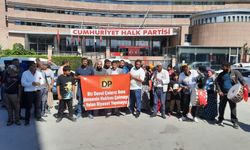 CHP Genel Merkezi önünde davullu, zurnalı protesto