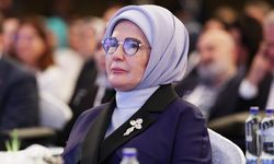 Emine Erdoğan: Tüm dünyanın adalet ve vicdan etrafında birleşmesini temenni ediyorum