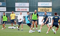 Fenerbahçe’de derbi mesaisi sürüyor