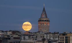 İstanbul'dan dolunay manzaraları