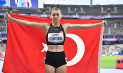 Milli para atlet Aysel Önder, gümüş madalya kazandı